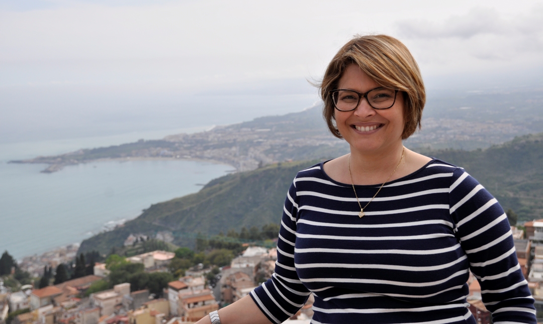 Giardini. “Adesso si può”. Katia Di Blasi: “Il mio impegno per difendere i diritti dei bambini”