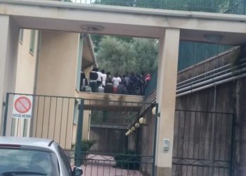 Taormina. L’Avulss: “Una raccolta di indumenti usati per aiutare i giovani africani ospiti della casa di riposo”