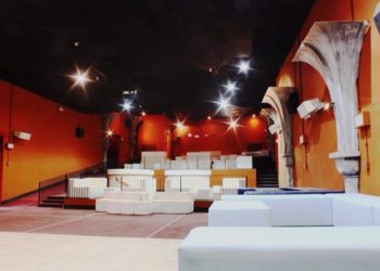 Taormina. “Le Cinéma”: tutto pronto per il “Gran Gala di Capodanno”. Serata vip e “Gran Buffet di Frutta”