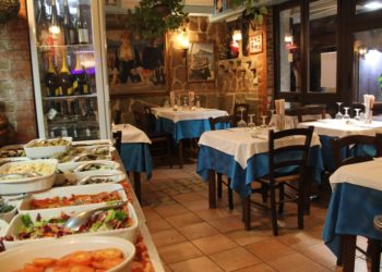 Taormina. Ristorante “La Grotta Azzurra”: cenone di S. Silvestro all’insegna del pesce fresco e del buon augurio