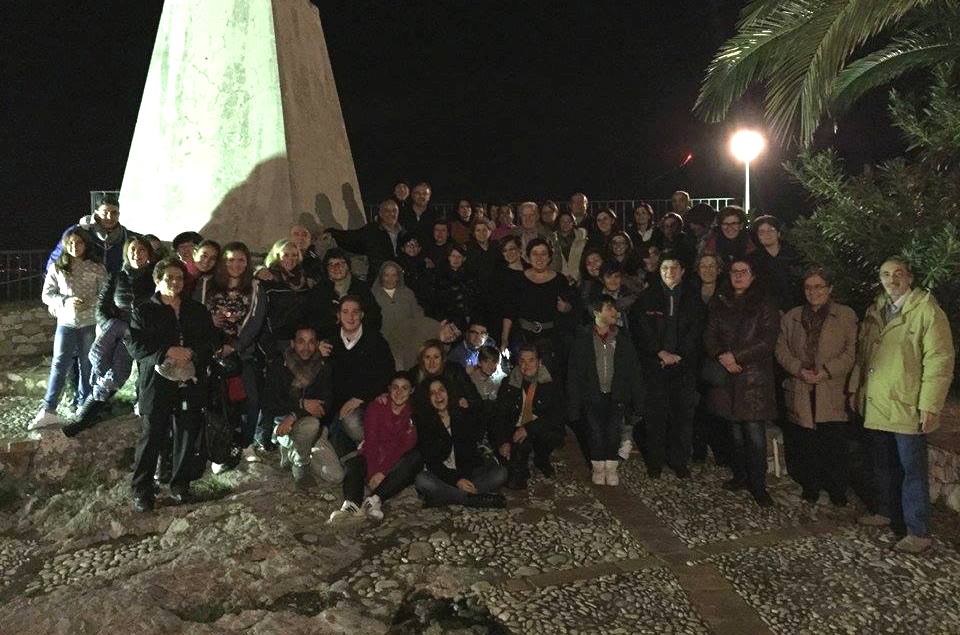 I fedeli al Santuario della Madonna della Rocca