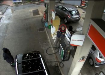 Messina e provincia. Sedava e poi rapinava i pazienti ricoverati: infermiere arrestato dai Cc