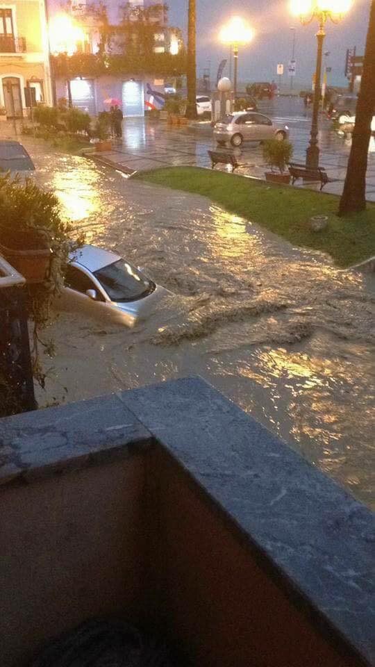 Il maltempo a Giardini (foto Marco Calì)