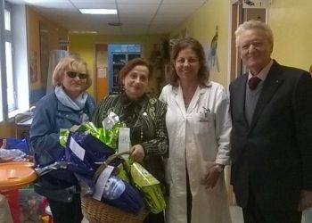 Taormina. Kiwanis Tauromenium Valle Alkantara: uova di Pasqua per i bimbi ricoverati al “S. Vincenzo”