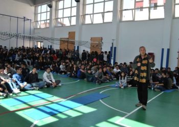 S. Teresa. Istituto “Caminiti-Trimarchi”, lectio magistralis di Antonio Presti: “Per essere liberi bisogna nutrirsi di sapere”