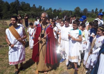 Giardini. La Pro Loco e “Il mito di Naxos nelle terre dell’Akesines”: visita drammatizzata in costume al Parco Archeologico