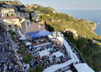 “Cibo Nostrum”: il grande cuore dell’Italia gastronomica. Gli organizzatori: “Oltre 20.000 presenze nella sola giornata di Taormina”