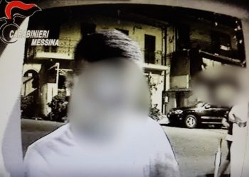 Taormina. Blitz dei carabinieri: arrestata intera banda di topi d’auto. Ladri incastrati dalla telecamera di uno sportello Bancomat
