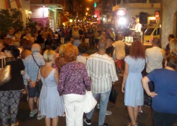 “Letojanni di notte”: un successo firmato dai commercianti di via Vittorio Emanuele