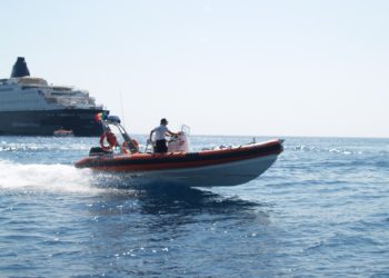 Taormina, Giardini e Letojanni. Alla guida di due acquascooter senza patente nautica: multati di 2.754 euro ciascuno