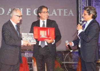 Acireale. “Premio Aci e Galatea” al grande showman Ruggero Sardo