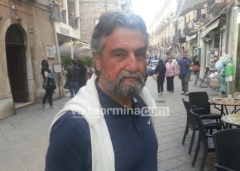 Taormina. Eddy Tronchet, candidatura a sindaco all’orizzonte? Le battaglie della guida turistica: coraggio e amore per la città