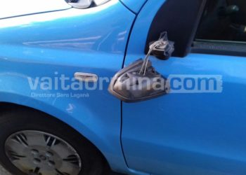 Taormina. Danneggiati dai vandali gli specchietti di numerose auto parcheggiate nel centro storico