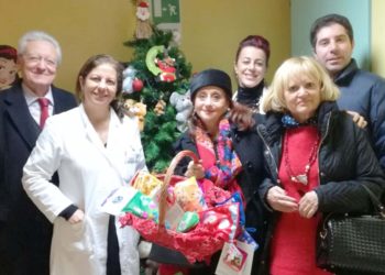 Taormina. Kiwanis Club Tauromenium Valle Alkantàra in visita ai bimbi ricoverati in ospedale