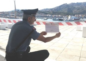 Giardini. Occupazione abusiva di spazio demaniale: due denunce dei carabinieri