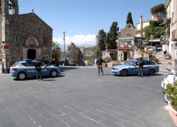 Taormina. Vendita di prodotti contraffatti: blitz di Polizia e Guardia di Finanza