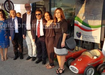 Taormina. Esposizione di automobiline e tricicli d’epoca all’Excelsior Palace Hotel