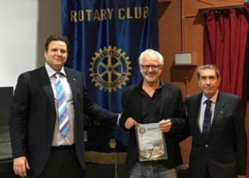 Il Rotary club Taormina ospita il regista Pasquale Scimeca. Raccolti fondi per la “Foundation”