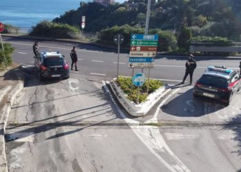 Carabinieri di Taormina. Due arresti per evasione. A Letojanni denunciata una donna di 40 anni per detenzione di droga