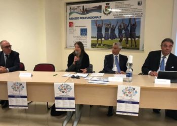 Letojanni. “Uso insano dei social: un meraviglioso mondo sconosciuto”