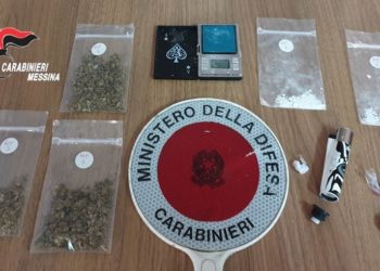 Carabinieri di Taormina. Due arresti per droga