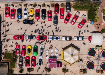 Taormina, Giardini e Letojanni. “Raid di primavera”: sfilata di auto di lusso