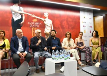Si alza il sipario sul Taormina Film Fest. Dedicata al compianto Pietro Coccia la tribunetta riservata ai fotografi