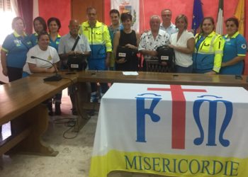 Letojanni. Misericordia “S. Giuseppe”: cerimonia di consegna dei nuovi defibrillatori semiautomatici