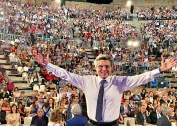 Taormina. GDS Show: pubblico delle grandi occasioni e Spettacolo con la S maiuscola al Teatro Antico