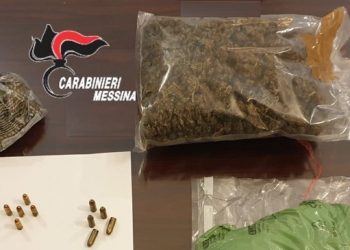 Deteneva marijuana (e 10 proiettili) in casa, un 34enne arrestato dai carabinieri di Taormina