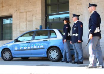 Avevano incappucciato e aggredito un viaggiatore alla stazione Fs, la Polfer di Messina arresta due rapinatori