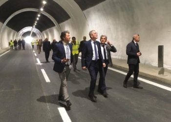 A18 Messina-Catania, riaperta la galleria “Giardini”. Falcone: “Un’opera che ci ha fatto penare”