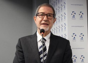 Musumeci: “In Sicilia vietata l’attività sportiva all’aperto. Spostamenti con animali solo vicino casa, spesa una volta al giorno”