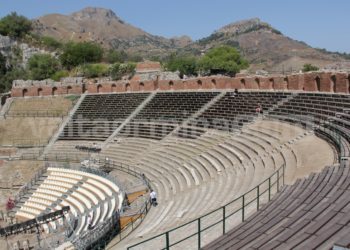 Isolabella, Teatro Antico di Taormina e Museo di Naxos da oggi chiusi (Dpcm 8 marzo 2020)