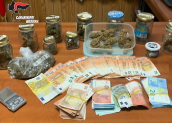 Taormina. Nascondeva marijuana a casa: pusher arrestato dai carabinieri
