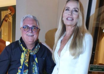 Taormina. “E penso a te” con Antonello Tonna e Gloria Guida protagonisti (video)