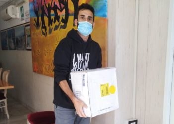 Taormina. L’imprenditore Francesco Sorbello dona all’ospedale 50 litri di gel igienizzante