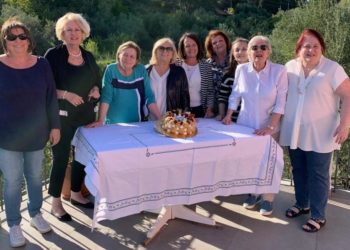 Taormina. Rimpatriata scolastica per 9 ex studentesse 50 anni dopo il conseguimento del diploma