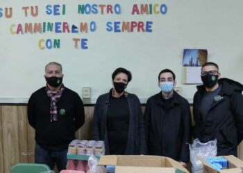 Taormina, Giardini e Gaggi. Il cuore degli stagionali: raccolta alimentare per le famiglie più in difficoltà