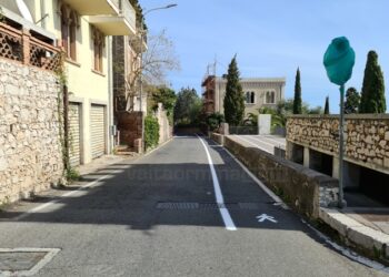 Taormina. Ordinanza dirigenziale: “Transito dei veicoli con direzione monte-valle sulla Circonvallazione in situazioni di emergenza”