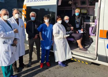 Ospedale “S. Marco” di Catania. Cunsolo: “Una 97enne, con problemi di deambulazione, vaccinata sull’ambulanza”