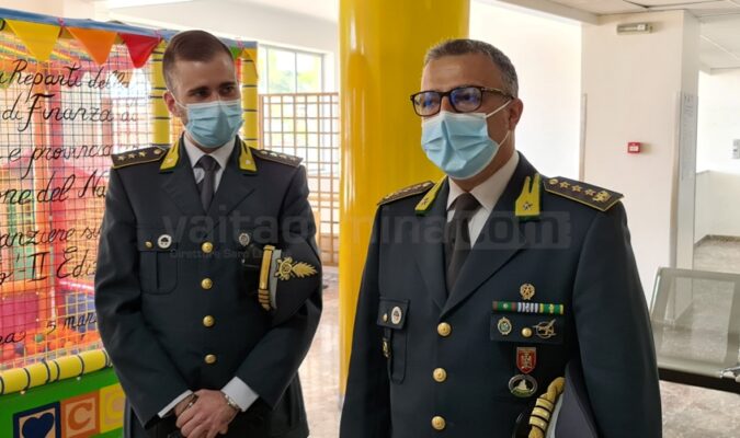 La Guardia di Finanza dona una ludoteca al Ccpm di Taormina: 