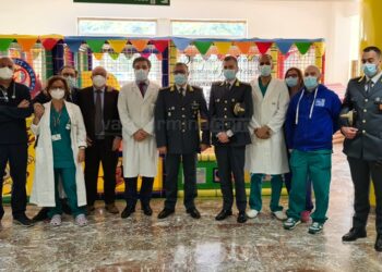 La Guardia di Finanza dona una ludoteca al Ccpm di Taormina: “Una carezza al cuore per tanti bimbi”