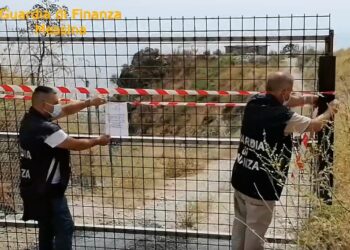 Castelmola. La Guardia di Finanza di Taormina sequestra due discariche abusive di rifiuti