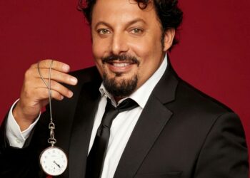 Enrico Brignano il 13 settembre al Teatro Antico di Taormina con l’atteso show “Un’ora sola vi vorrei”