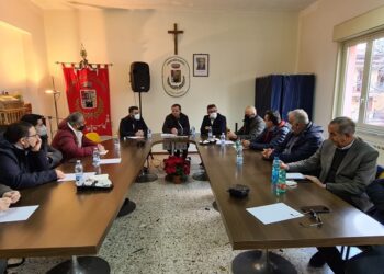 Taormina e dintorni. Riunione sul PNRR tra Cateno De Luca e i sindaci di 14 Comuni del comprensorio