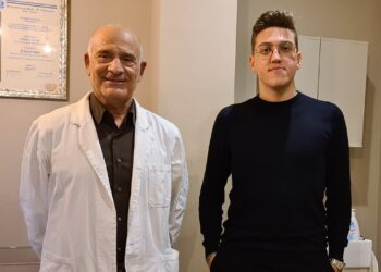 Giardini. La storia di Mattia: “Grazie a Gianni Crimi, fisioterapista dalle mani d’oro, sono tornato a camminare”