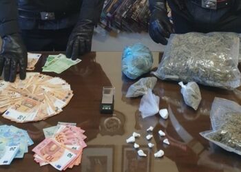 Taormina. Deteneva in casa un kg di marijuana e dosi di cocaina: 34enne arrestato dai carabinieri