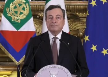 Draghi ha firmato il Dpcm sulle attività essenziali: ecco dove non servirà il Green Pass