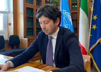 Musumeci scrive a Speranza: “Sospenda il divieto sullo Stretto per non vaccinati o intervengo a tutela”